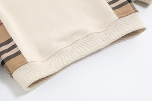 Stylish and Comfortable: Boys' Graham Cuatro Brown Sweatshirt