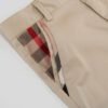 Discover Comfort with English-Inspired Khaki Shorts