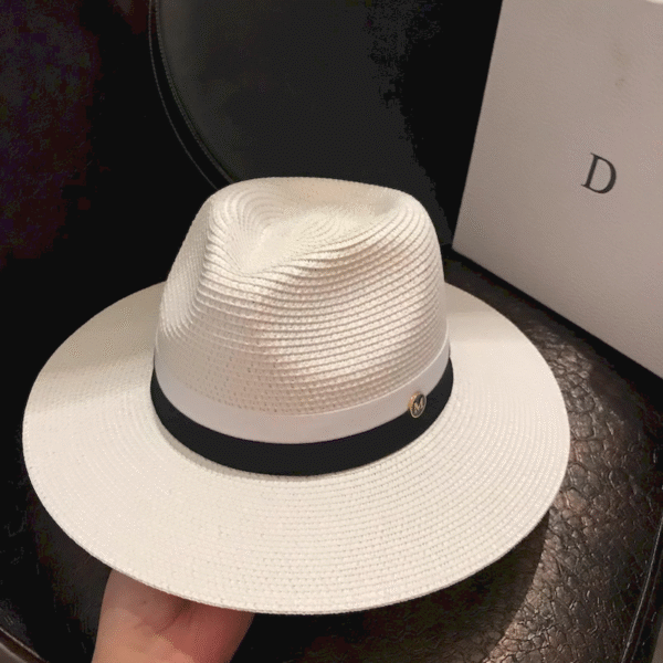 Majestà Bianca Royal-Inspired Pure White Straw Hat – Unisex Designer Hat for Youth (2025 Summer Edition)
