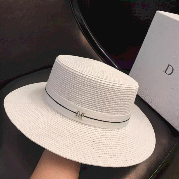 Majestà Bianca – Royal British Style Elegant Wide Brim White Straw Hat for Women | Summer Flat Top Sun Hat